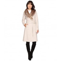 Пальто с меховым воротником Guess